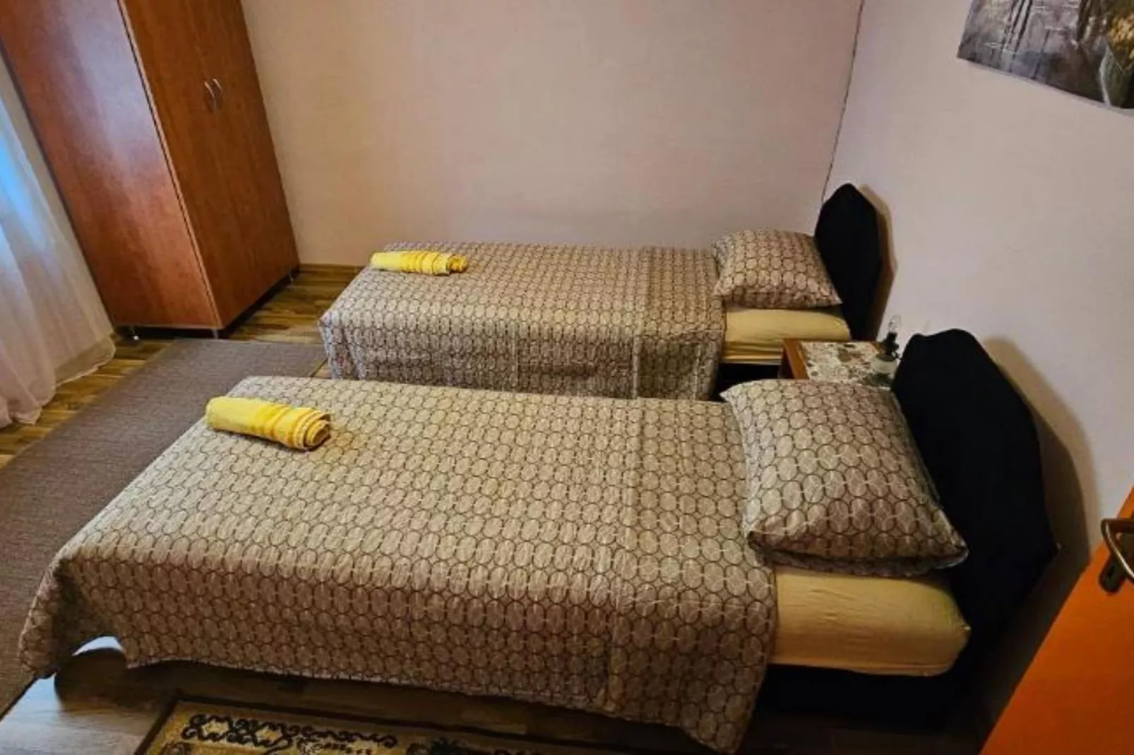 Tivat Bliss Apartments Close to Beach - Two Bedroom Apartment-Slaapkamer