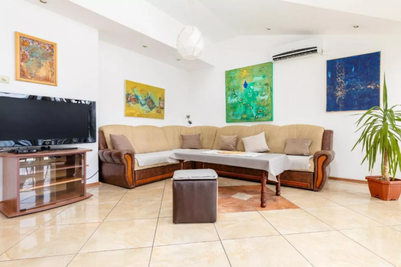 Elegant Apartment with Stunning Boka Bay Panorama - Two Bedroom Apartment-Woonkamer