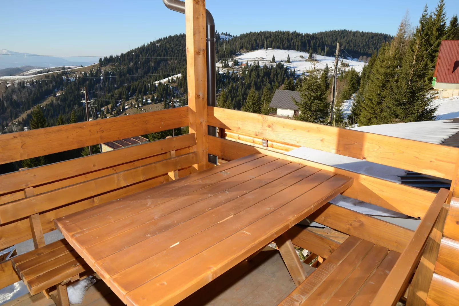 Cozy Berane Stay in Ski Area with On-Site Restaurant - Standard Cottage with balcony - Terrasbalkon