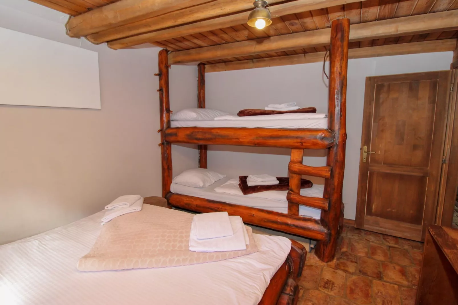 Ethno Village Dolina Mira - Two Bedroom Holiday Home (Trebević)-Slaapkamer
