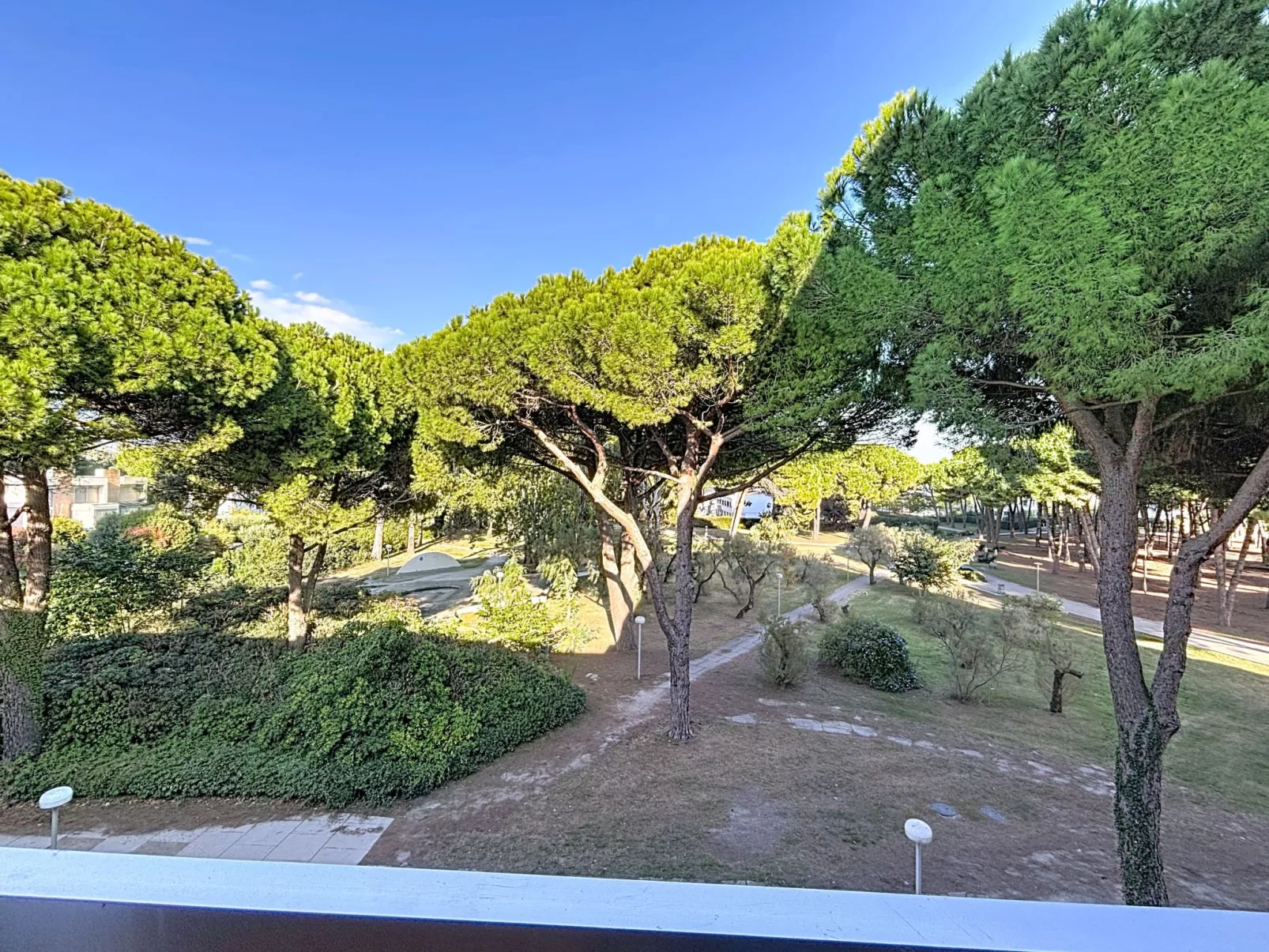 Le Saint Clair-Buiten