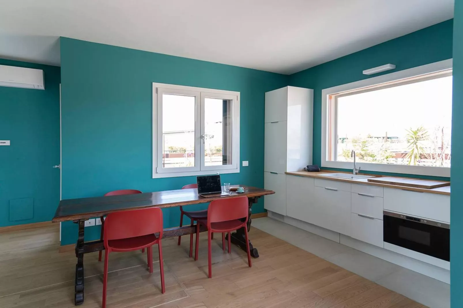 MI AMEDEO D'AOSTA-Eetkamer