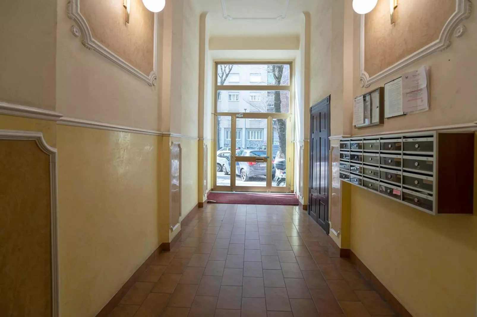 MI LOMELLINA-Hal-ontvangst