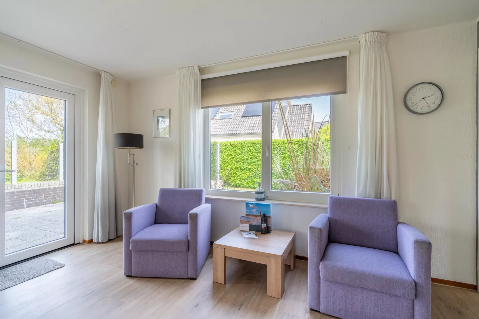 Kamperfoelie 63-Woonkamer