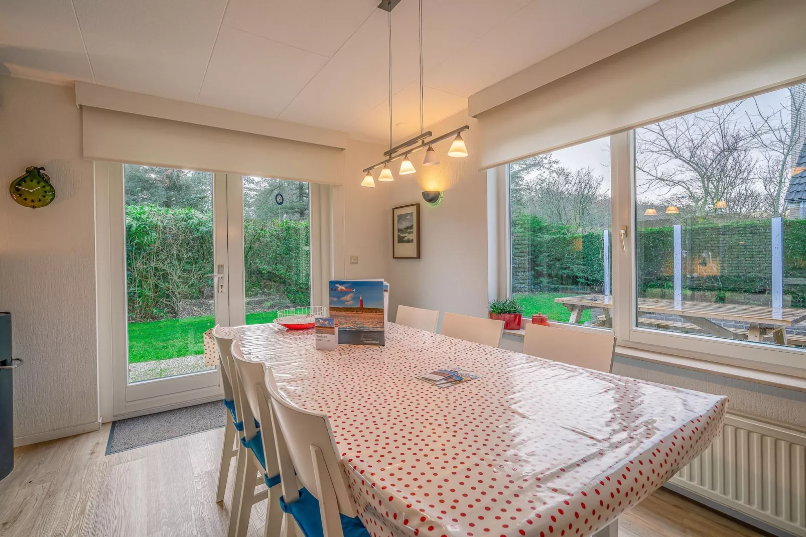 Kamperfoelie 29-Eetkamer