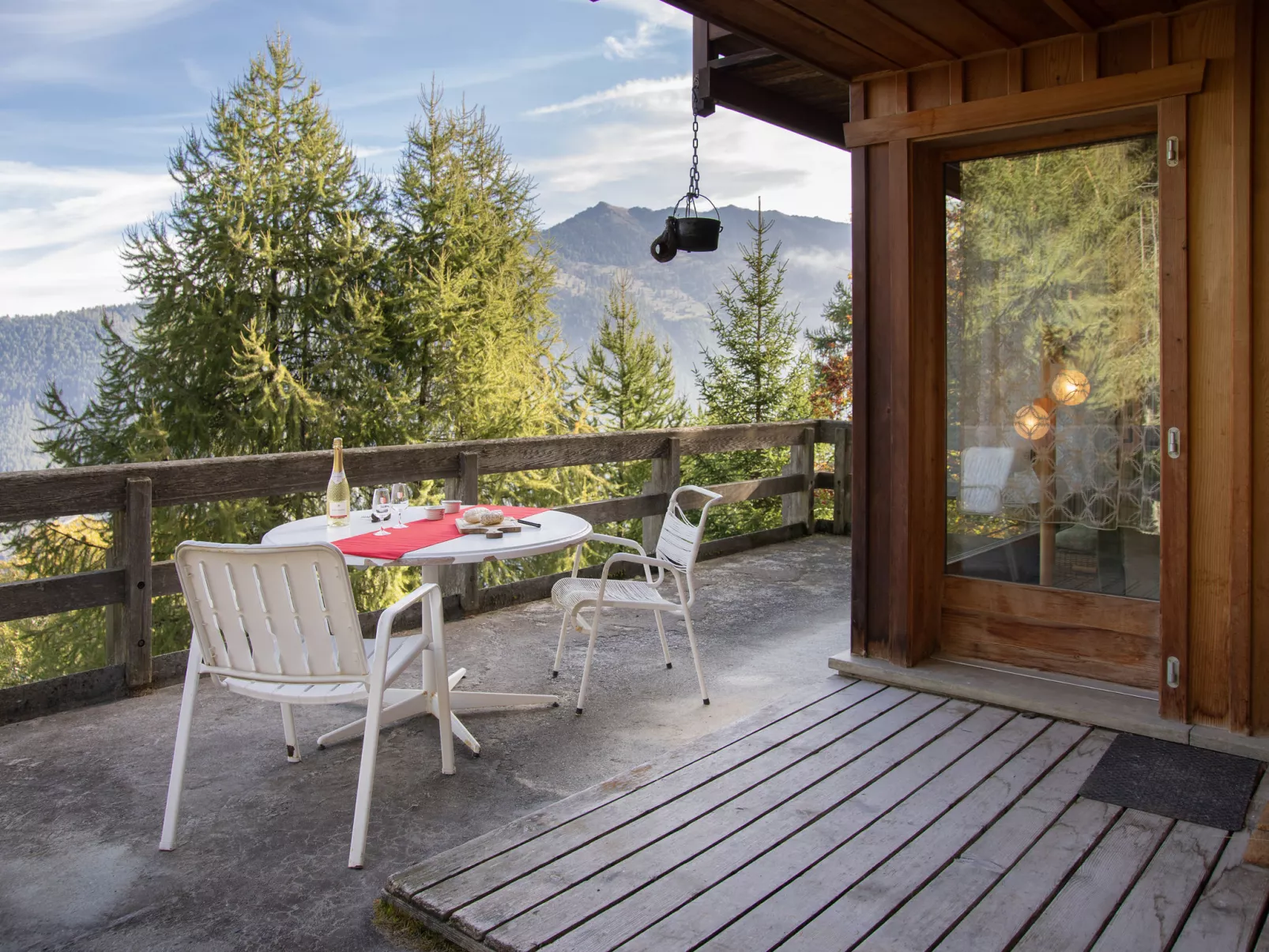 Chalet Les Portes-Buiten