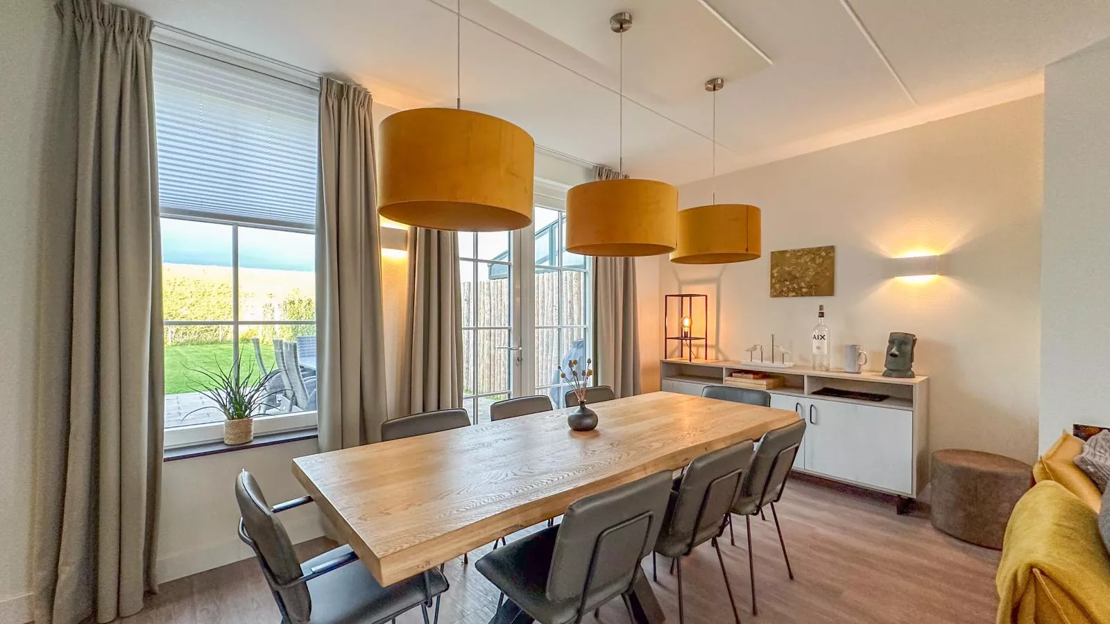 Happy Beach 50-Eetkamer