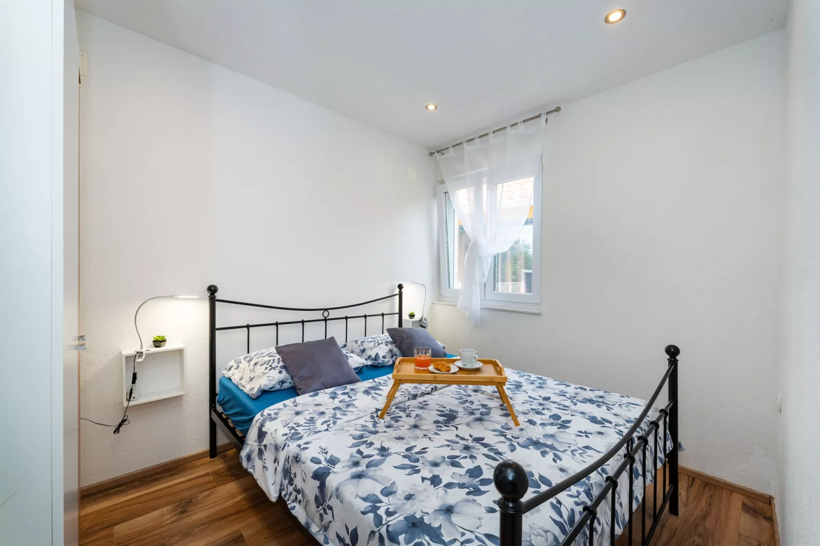 Apartment Nikita with private pool-Slaapkamer