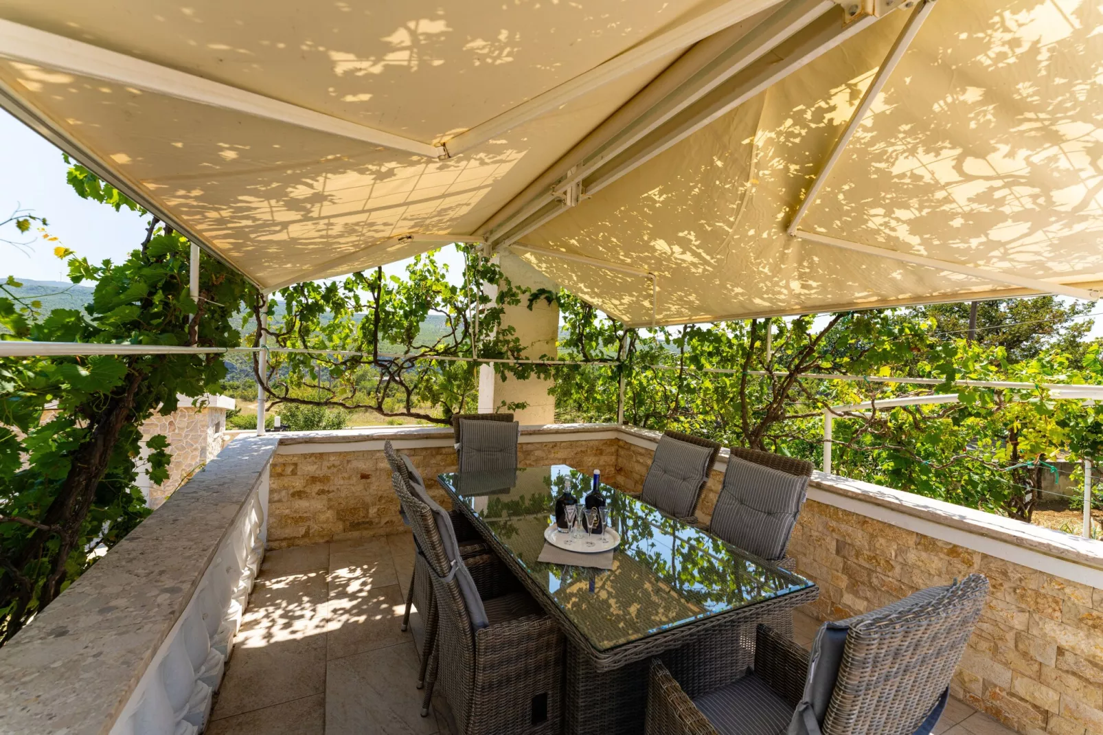 Villa Sucic with private pool-Terrasbalkon