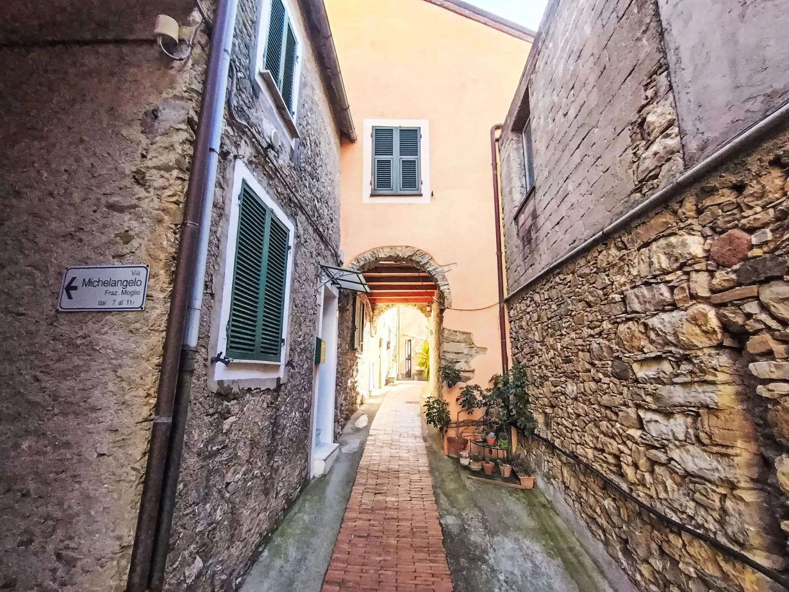 Terrazza con glicine-Buiten