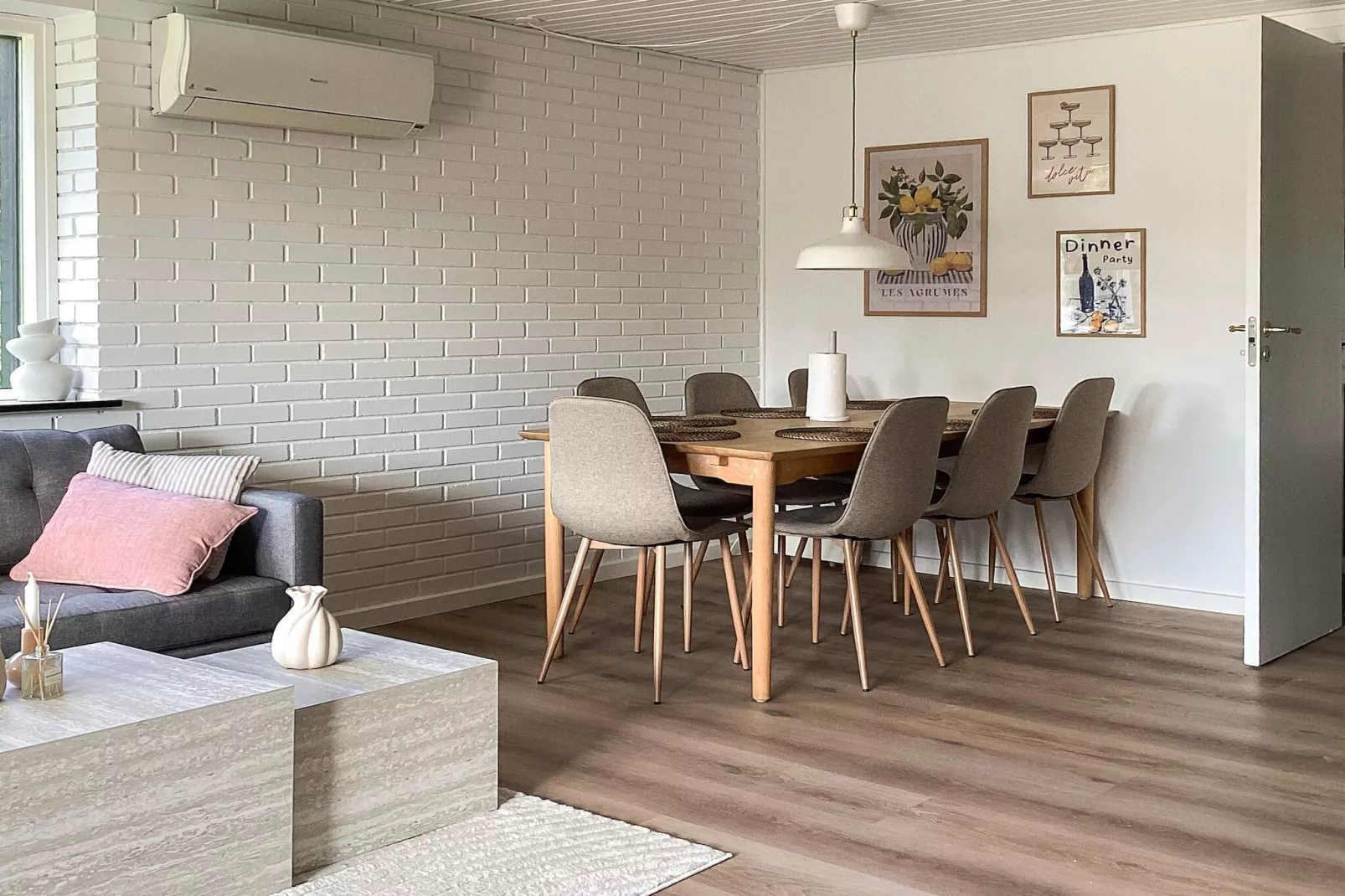 Huisdiervriendelijk verblijf vlakbij het strand-Binnen