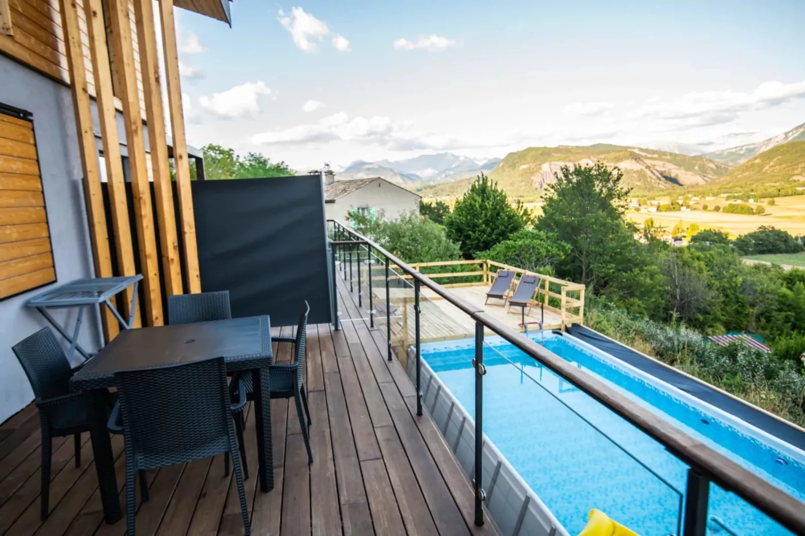 Barre des Dourbes-Terrasbalkon