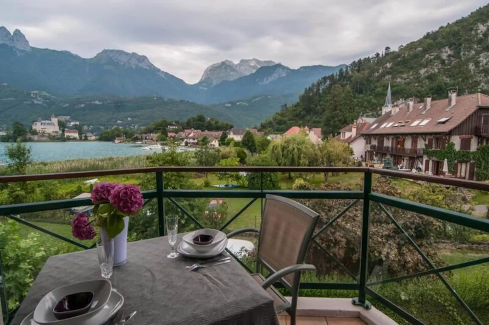 Appartements à Duingt-Niet-getagd