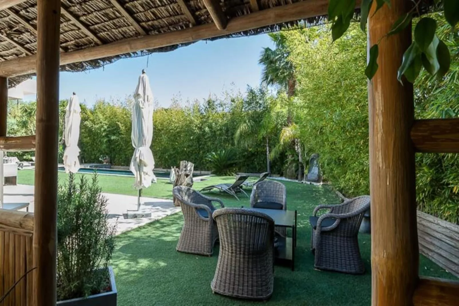 Résidence Villa En Domaine Privé Avec Piscine Chauffée-Niet-getagd