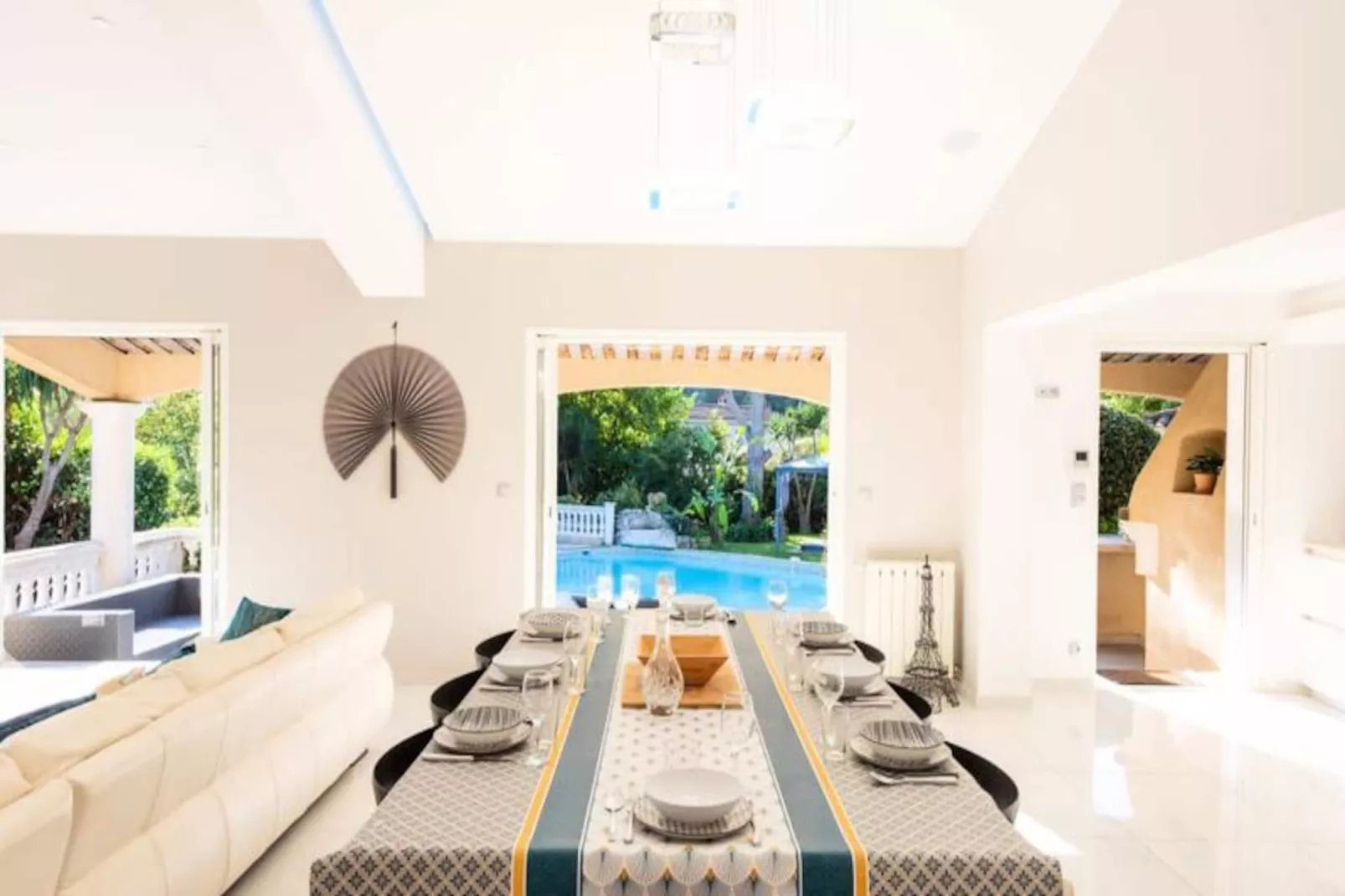 Résidence Villa 330m2, 6 Chambres, Piscine Chauffée Jacuzzi-Niet-getagd