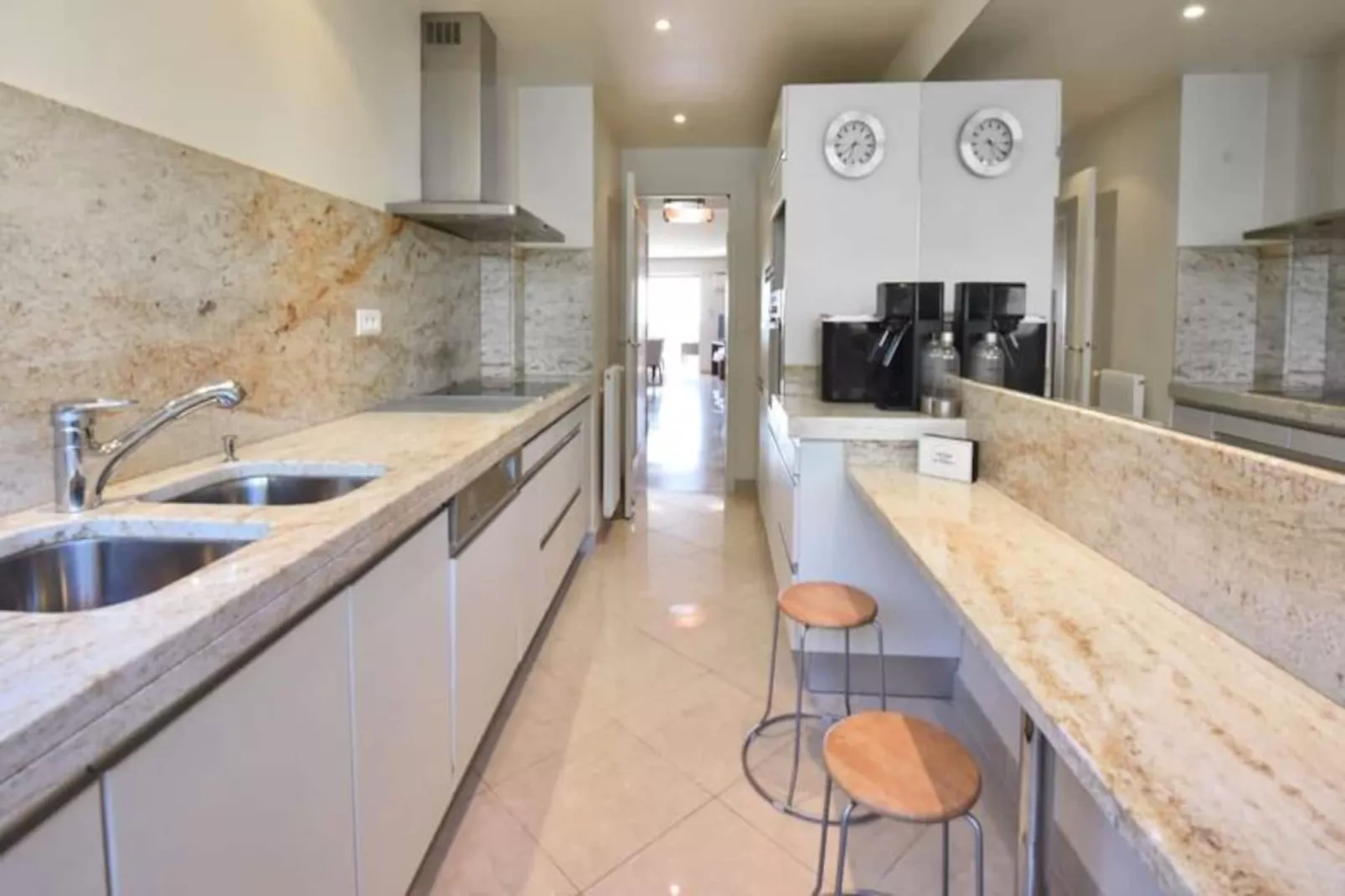 Résidence 3p Proche Centre Ville, Piscine Et Vue Mer-Niet-getagd