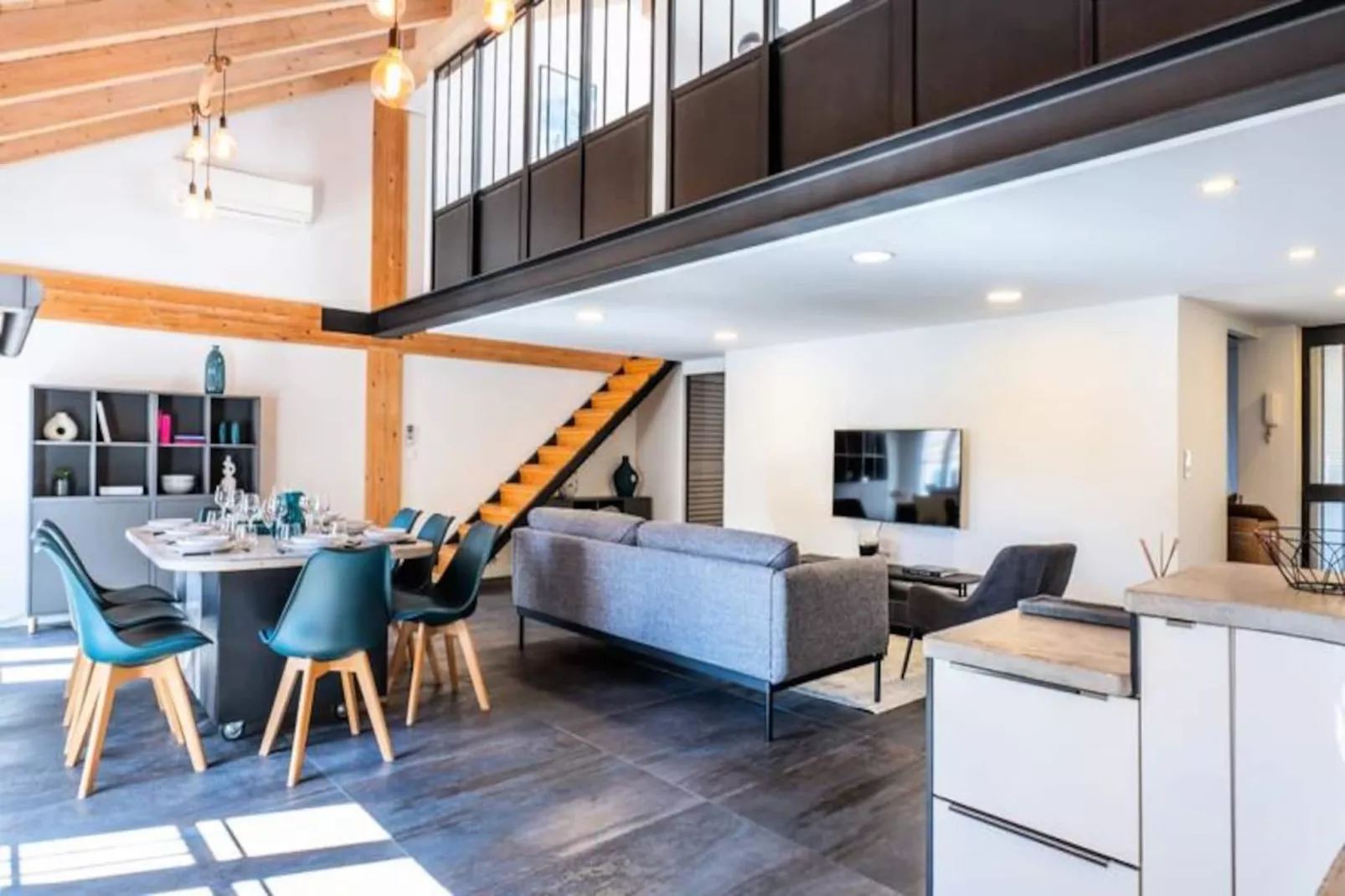 Résidence Duplex Spacieux En Plein Centre Ville-Niet-getagd