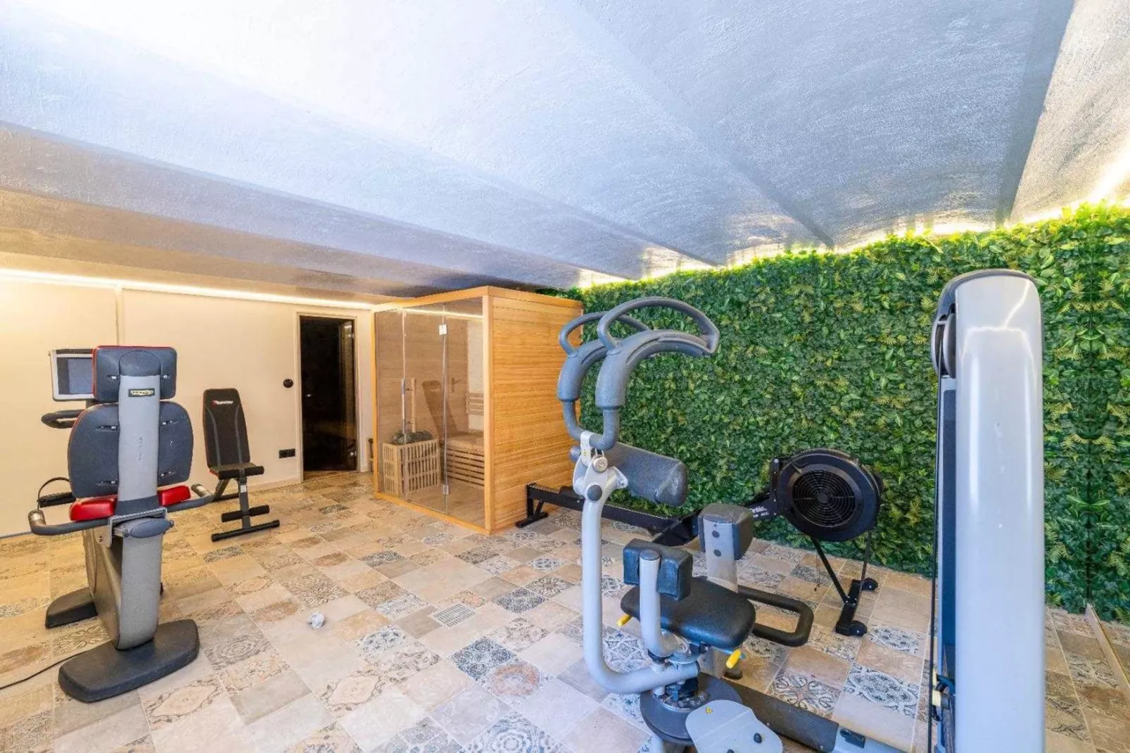 LL-13-ROSOLIEL-Niet-getagd