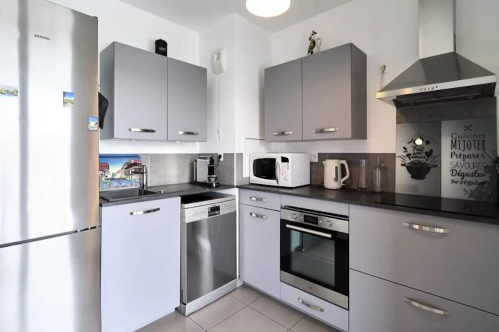 Dans Les &eacute;toiles - 2 Chambres Proche Centre Ville Avec Parking Inclus-Niet-getagd