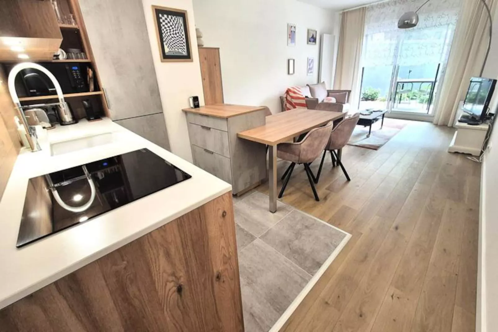 Résidence Paris-Niet-getagd