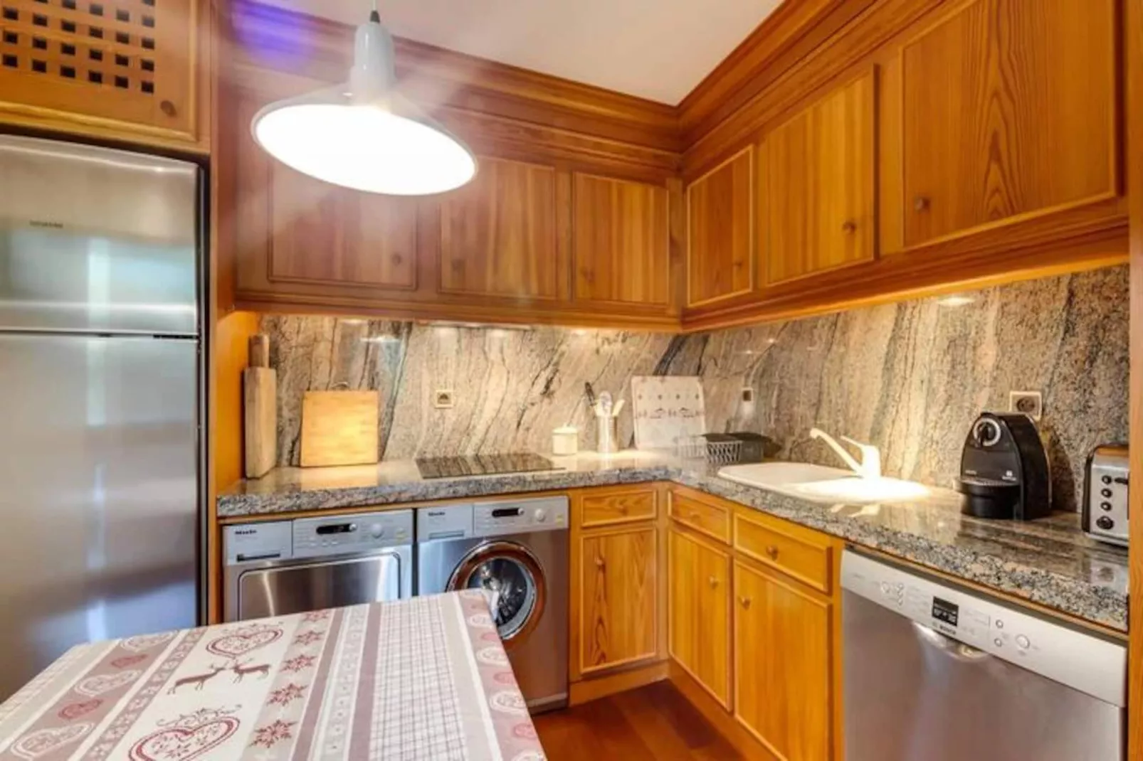 Résidence Hauts De Val-Niet-getagd