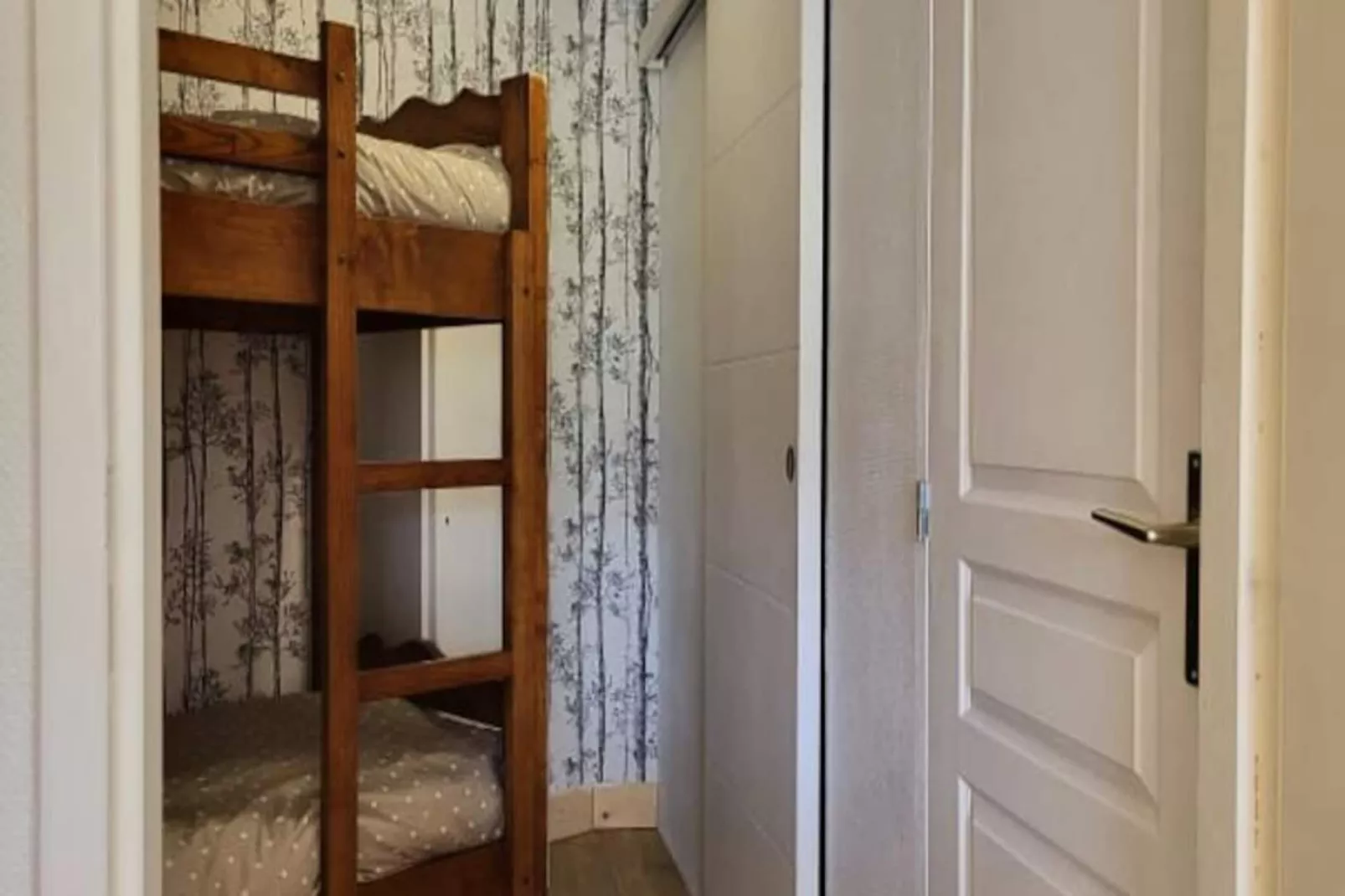 Appartement Spacieux Au Petit Bois, La Féclaz-Niet-getagd