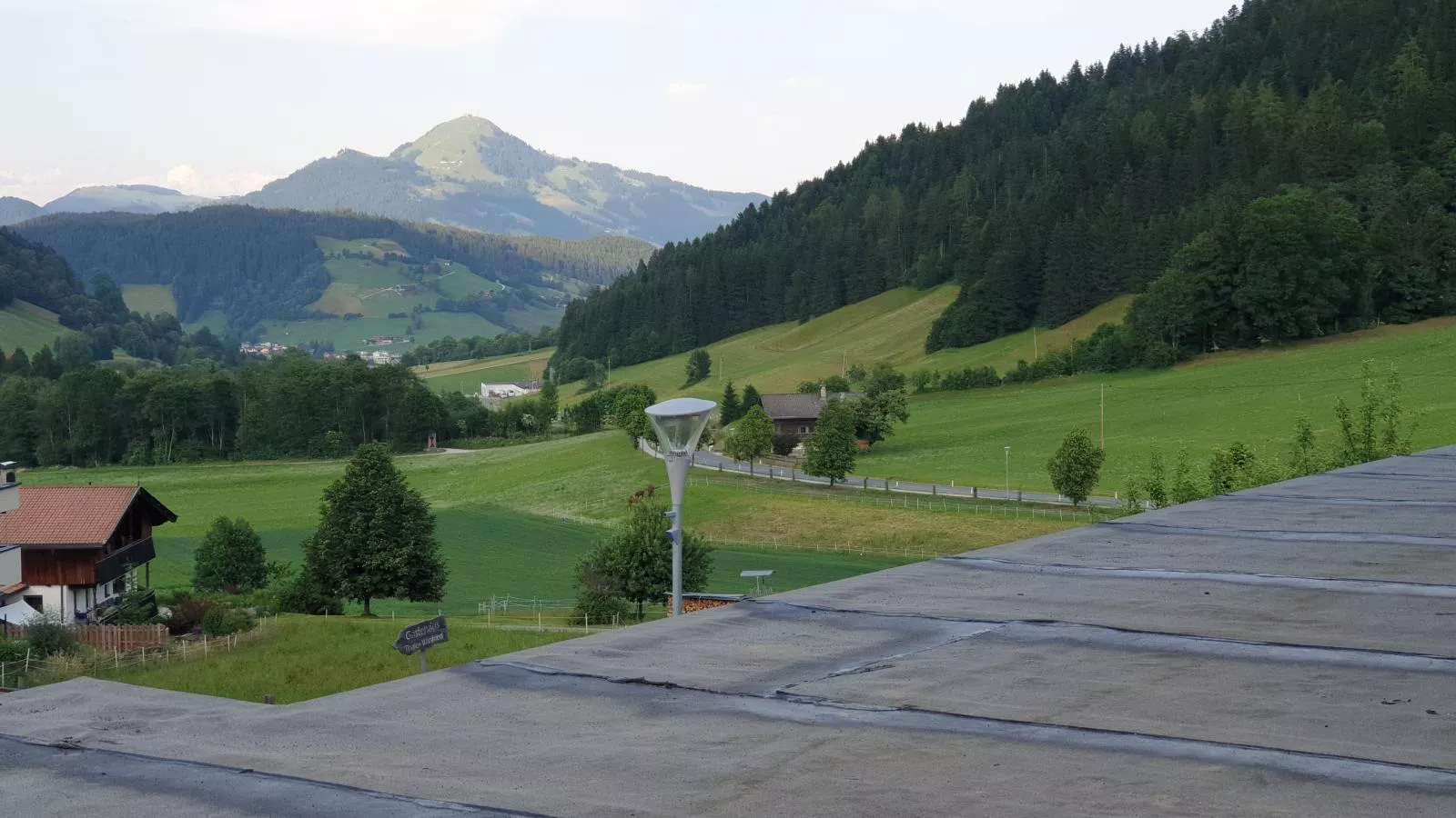 Tirolee Marchegg-Uitzicht zomer