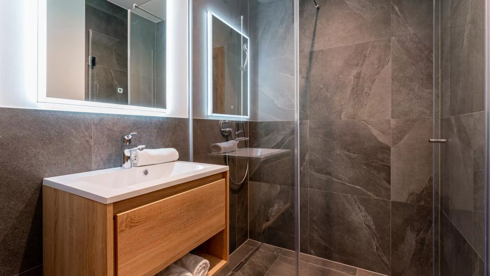 Luxury Sankt Lorenzen-Badkamer