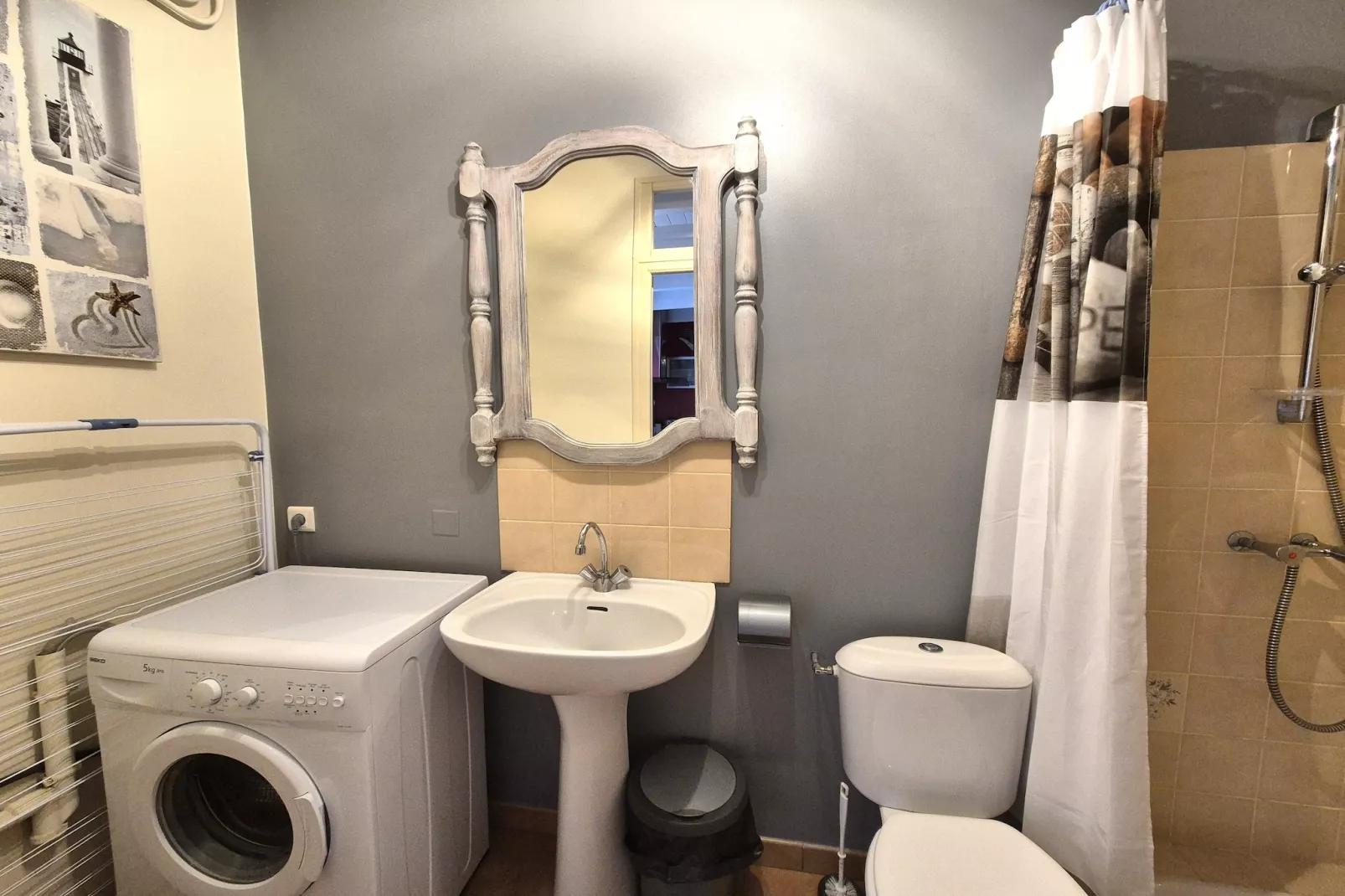 Terraced house Cherrueix-Badkamer