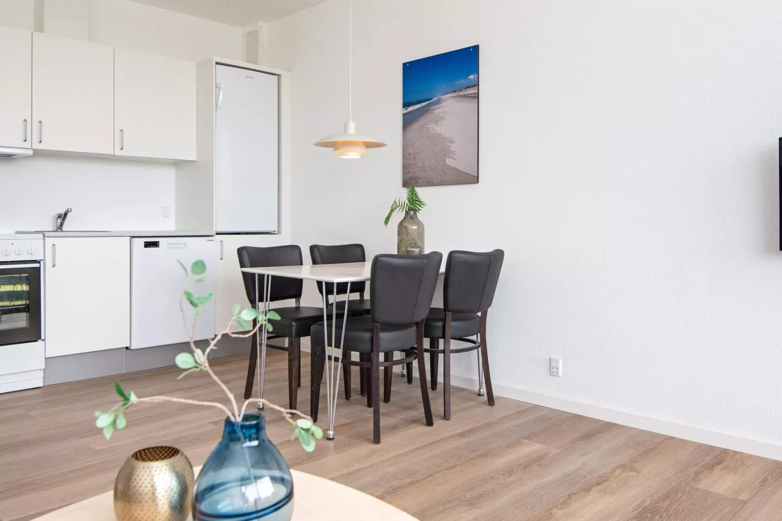 1 vær,Standard, stue/1.sal-Binnen
