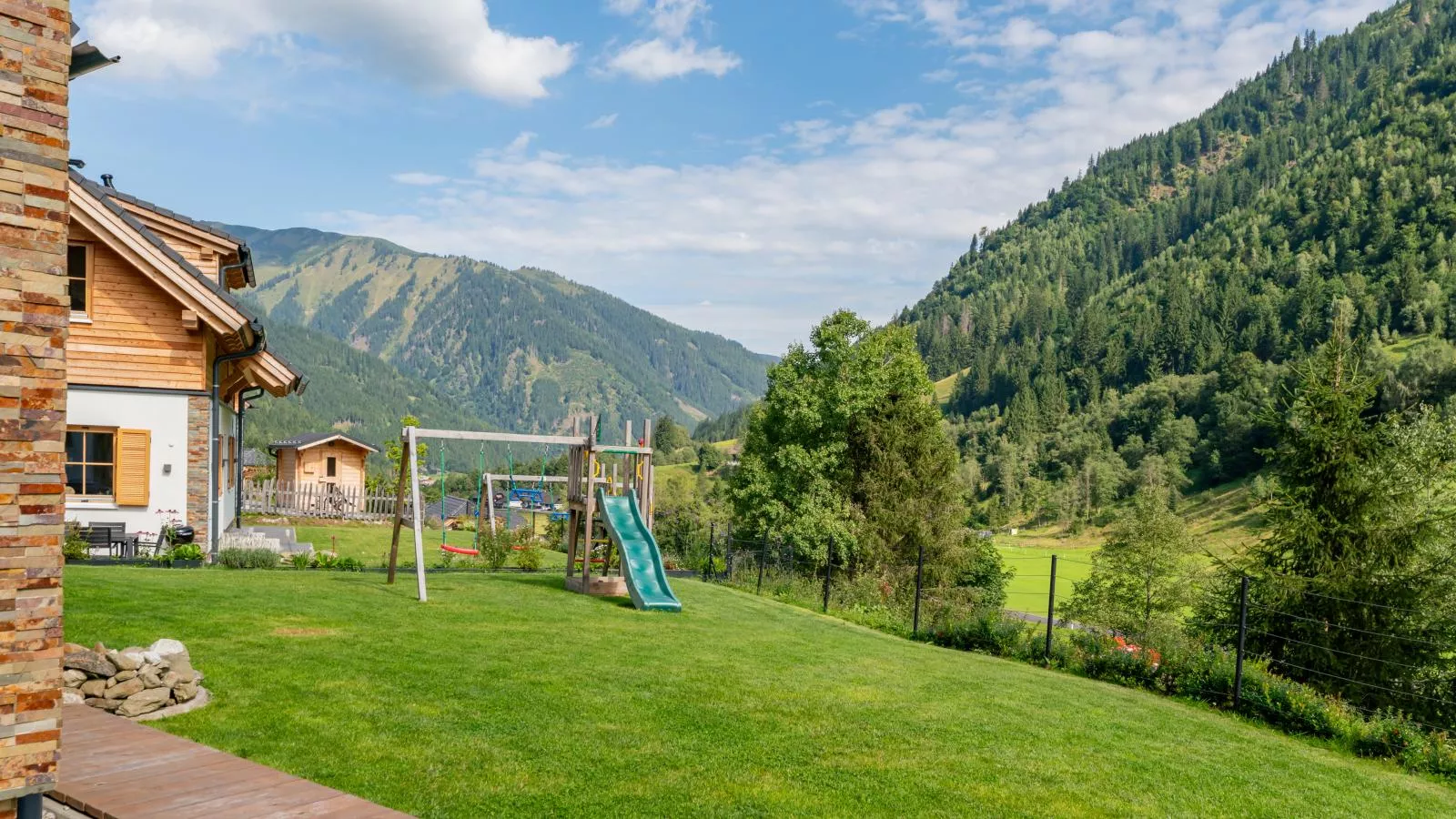 Sperlingnest-Tuinen zomer