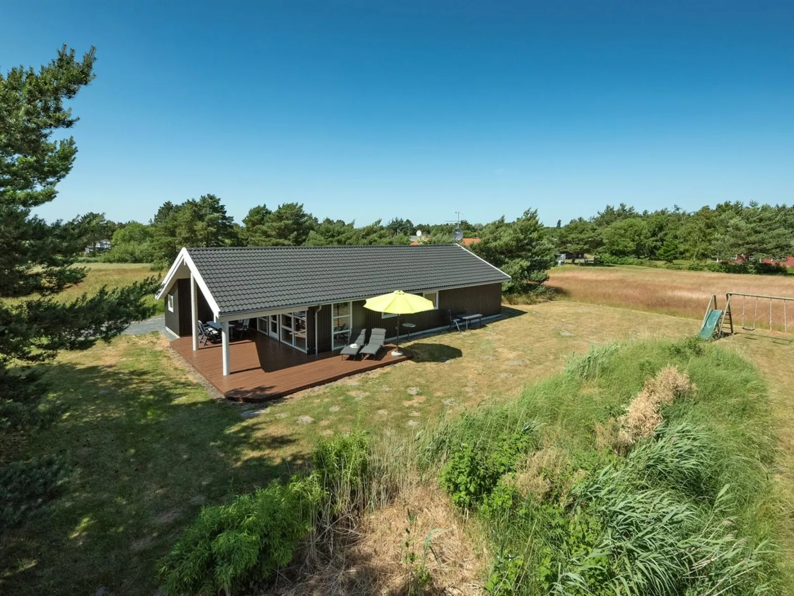 "Aksel" - 150m from the sea-Buiten