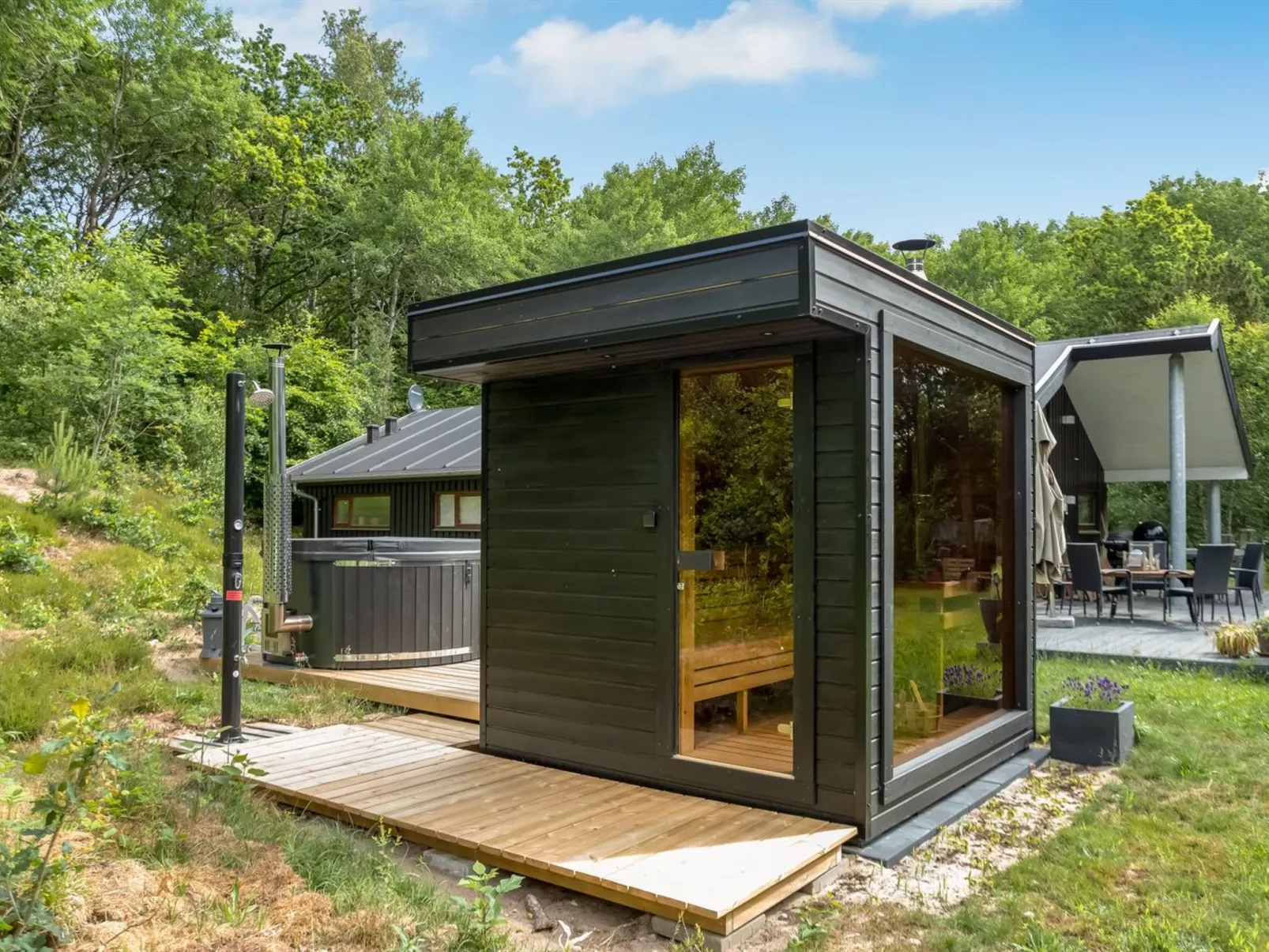 "Thorine" - 750m from the sea-Binnen