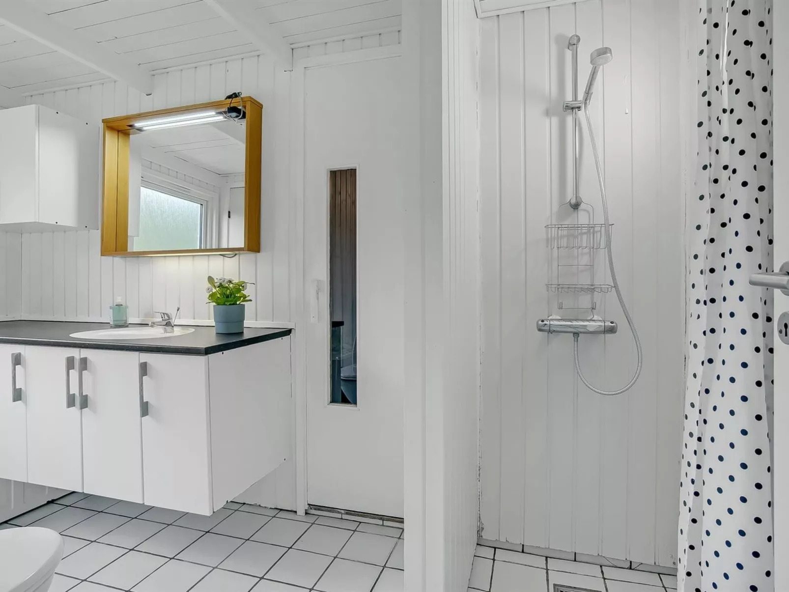 "Franka" - 950m from the sea-Binnen