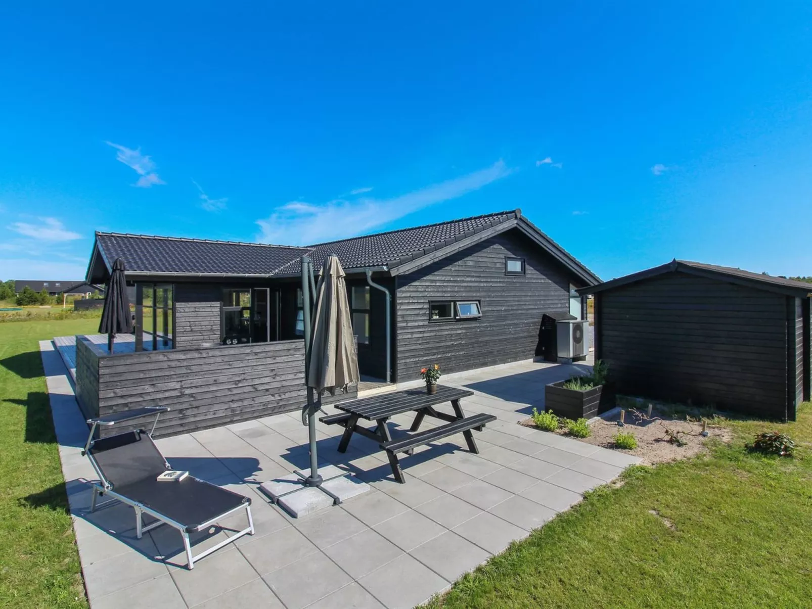 "Ariadne" - 900m from the sea-Buiten