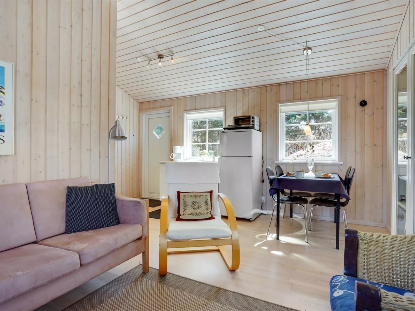 "Amie" - 800m from the sea-Binnen