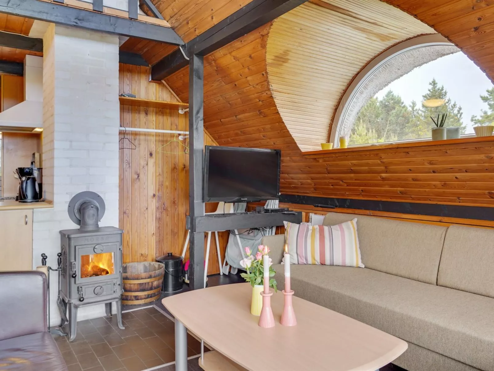 "Antero" - 4km from the sea-Binnen