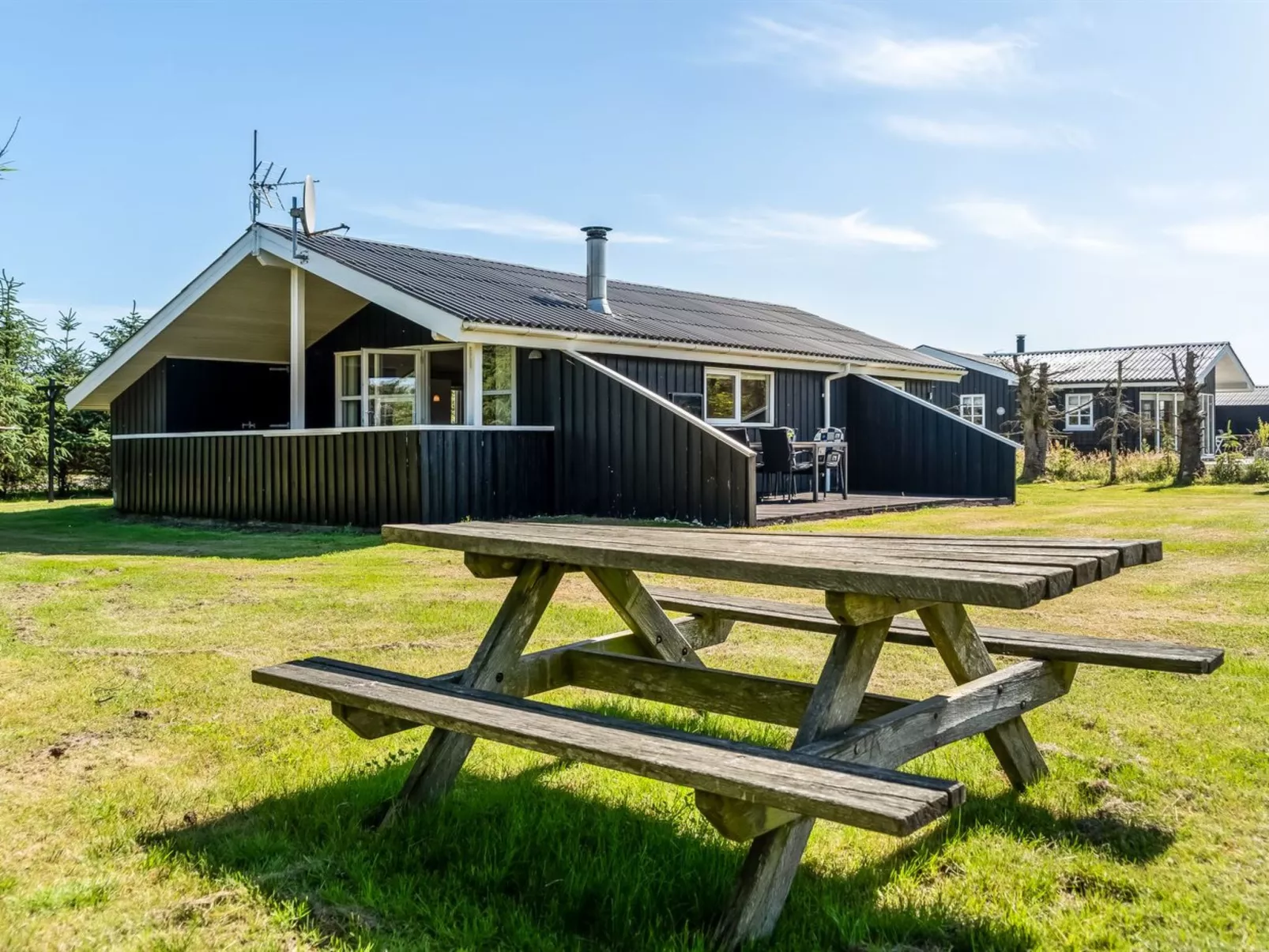 "Guja" - 1km from the sea-Buiten