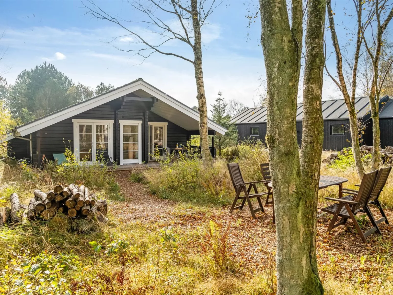 "Tanas" - 2km from the sea-Buiten