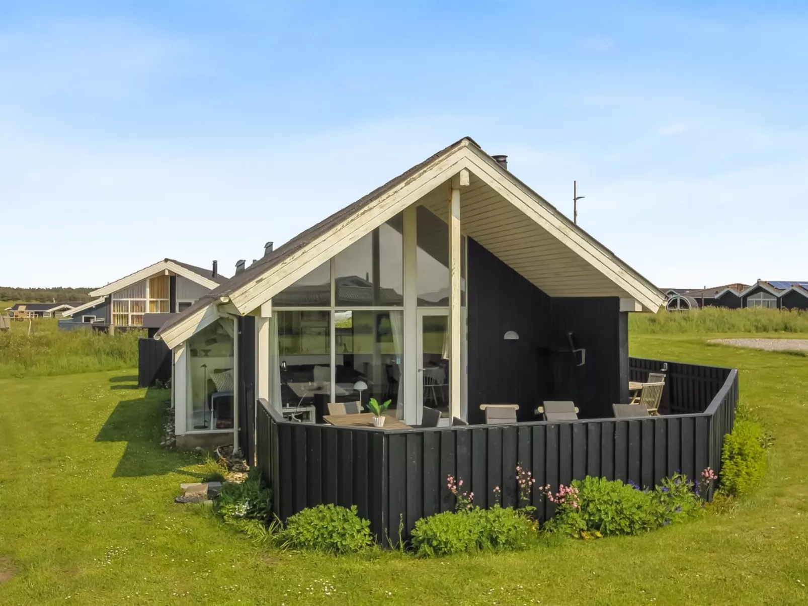 "Wifred" - 250m from the sea-Buiten