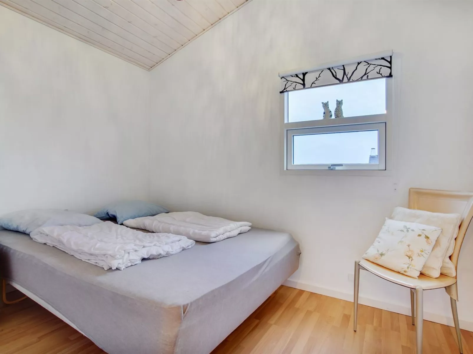 "Clarissa" - 300m from the sea-Binnen