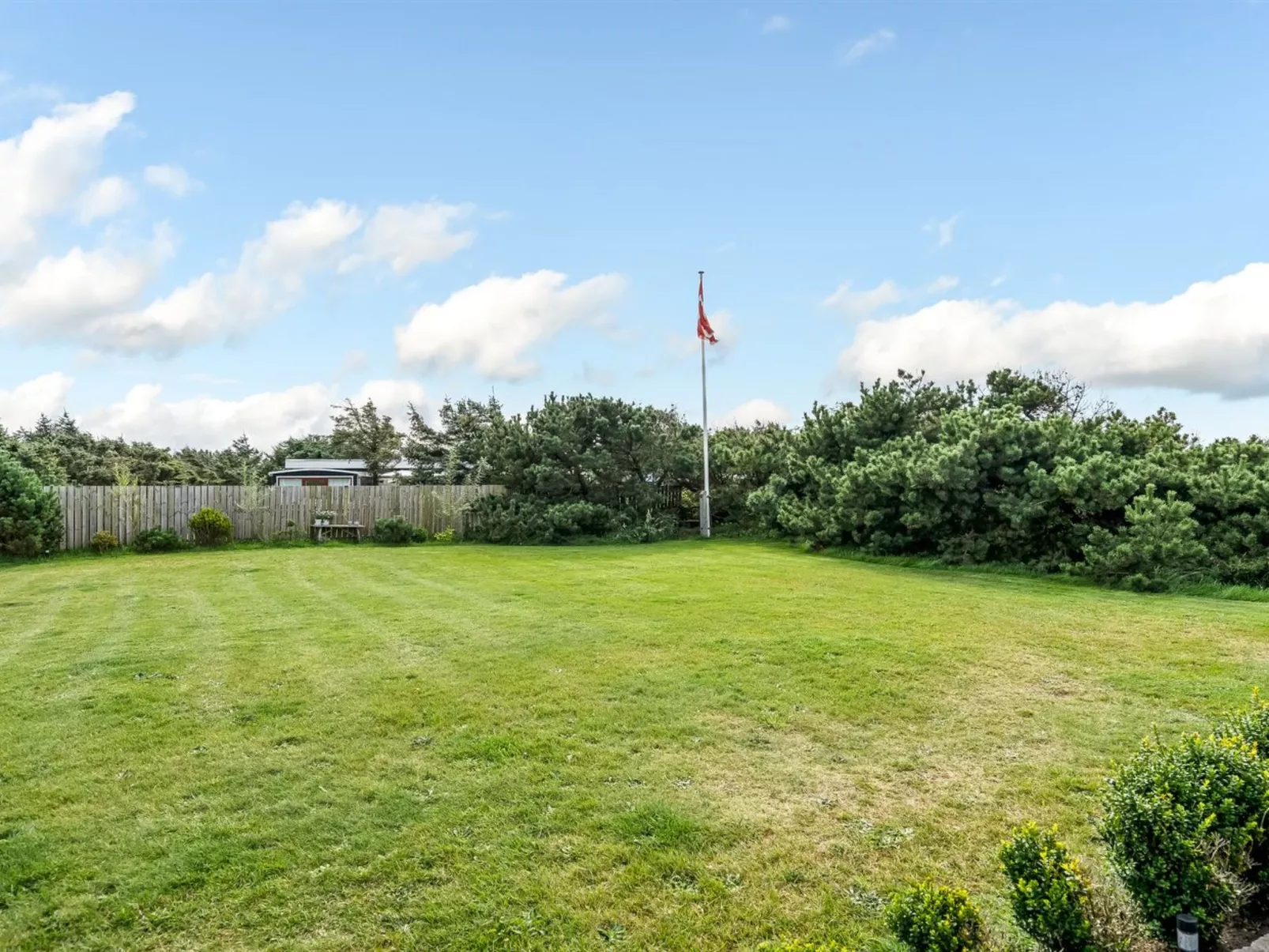 "Hælf" - 400m from the sea-Buiten