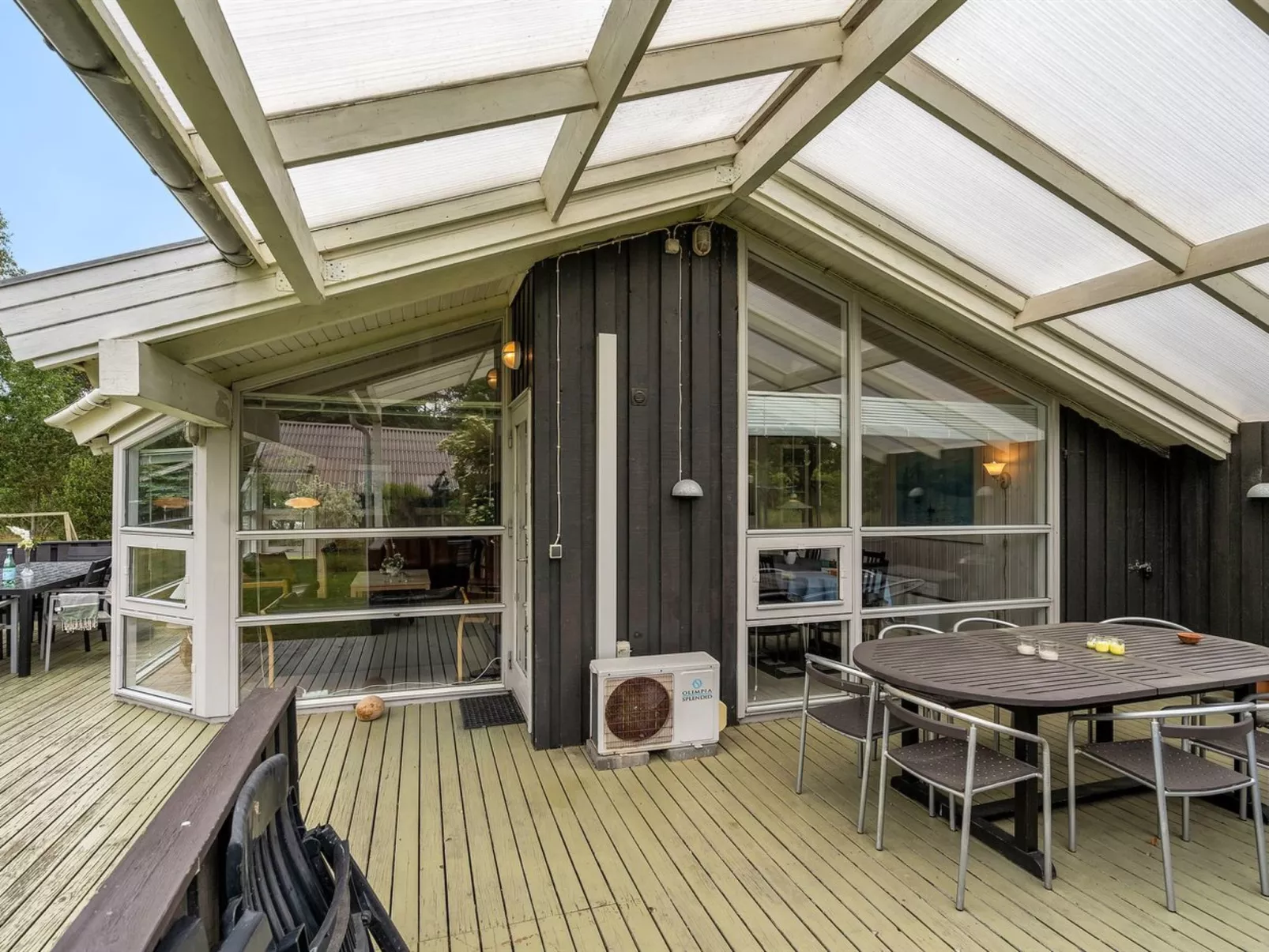 "Gjorgjija" -  from the sea-Buiten