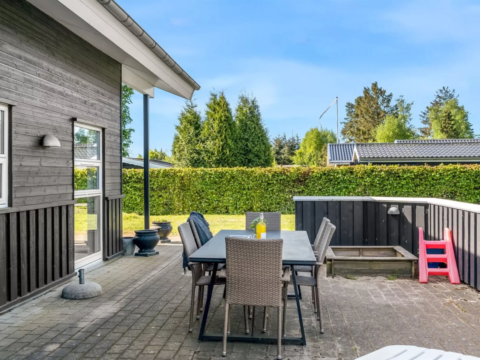 "Karstina" - 1km from the sea-Buiten