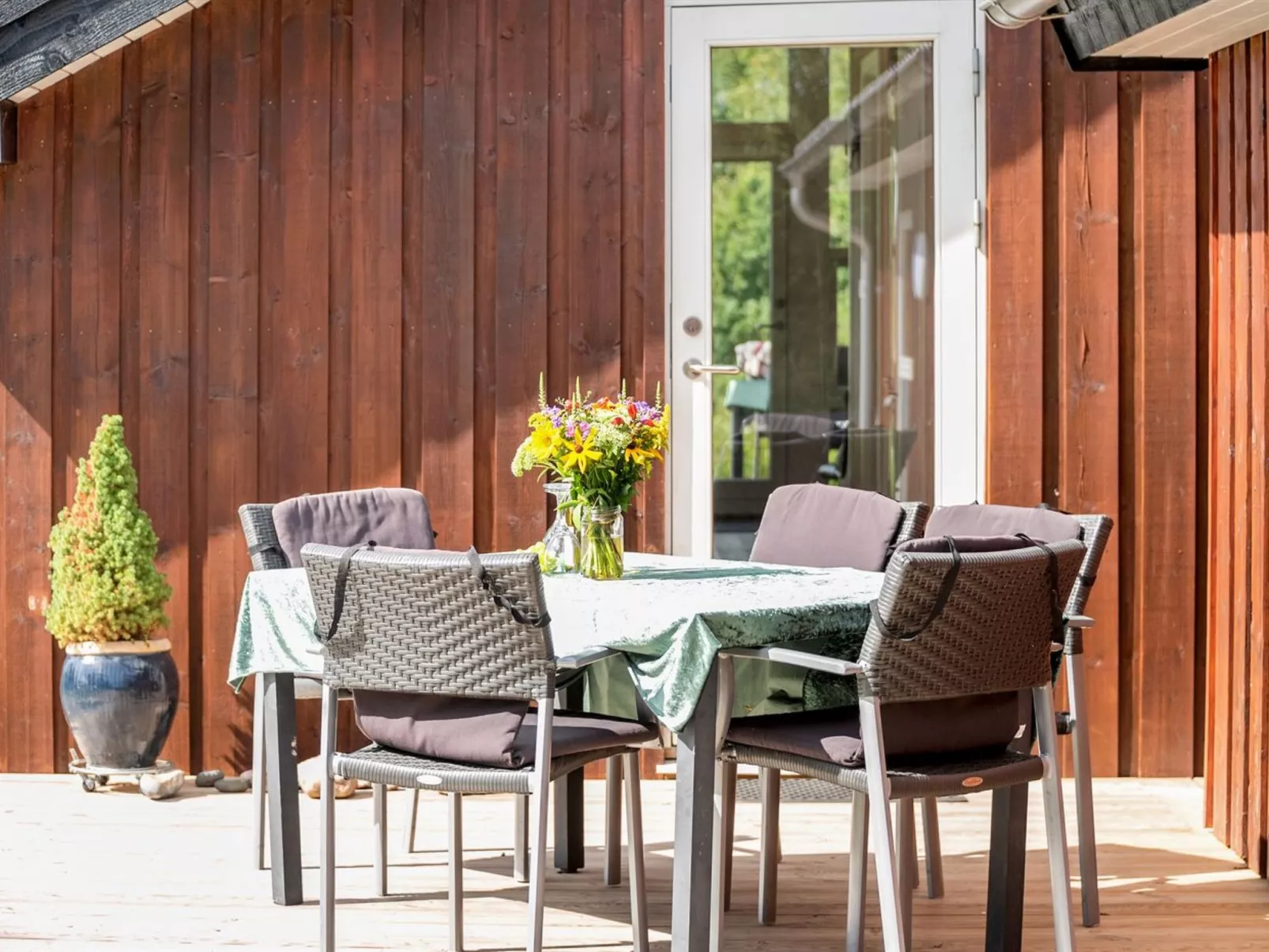 "Rathi" - 250m from the sea-Buiten