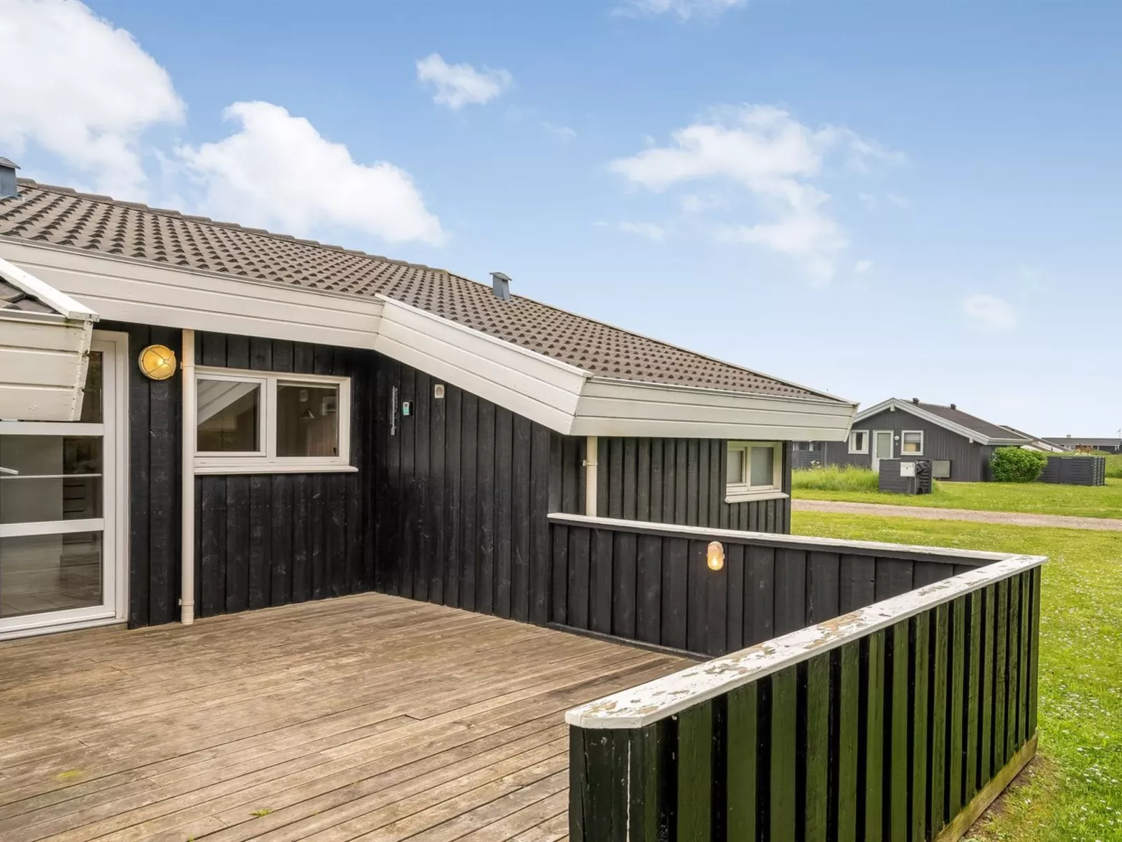 "Ellen" - 289m from the sea-Buiten