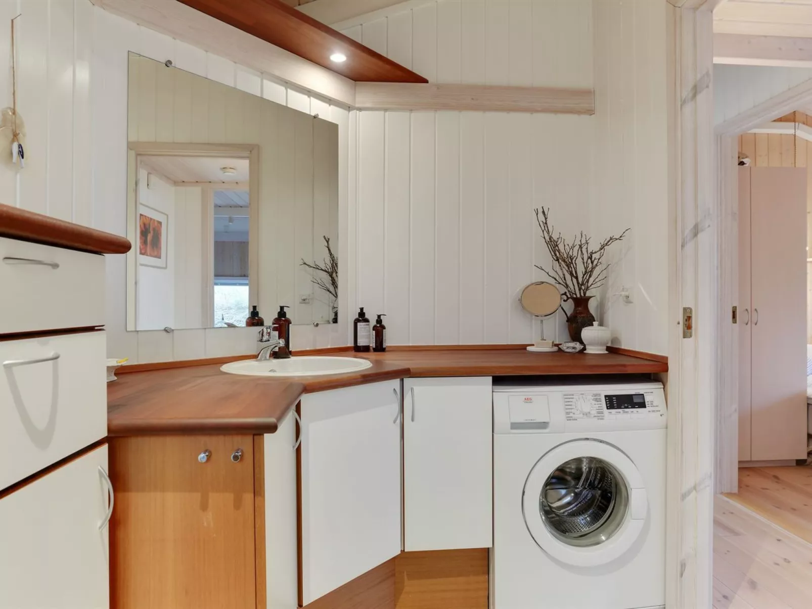 "Lennja" - 300m from the sea-Binnen