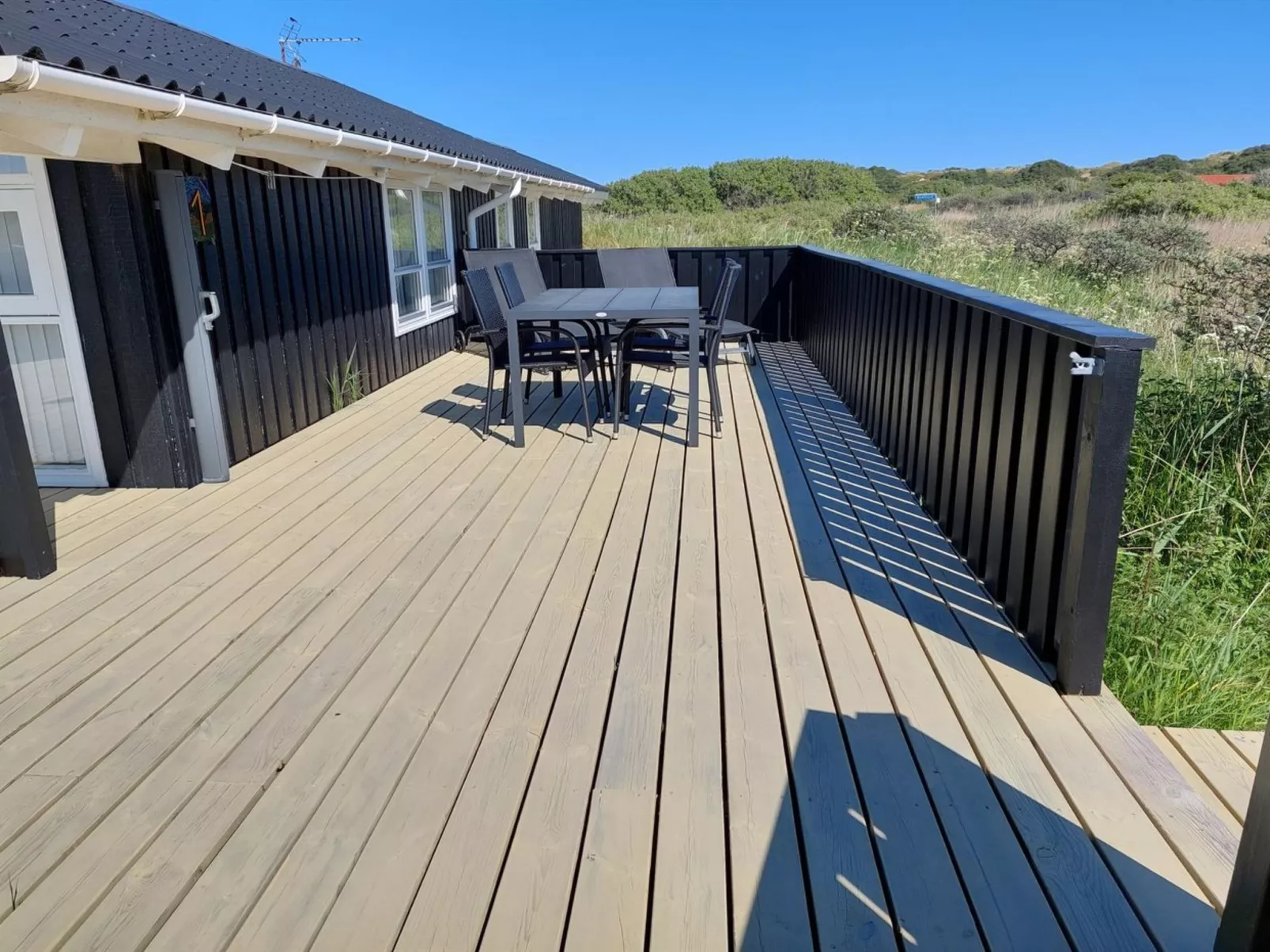 "Sixten" - 450m from the sea-Buiten