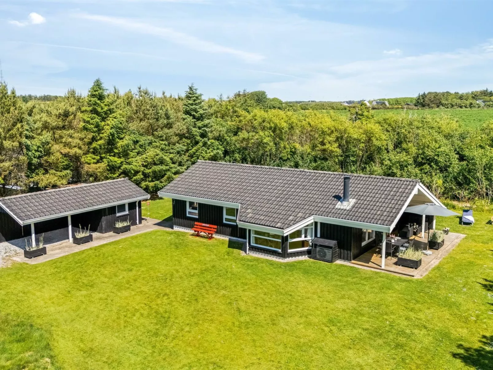 "Vilmar" - 1.2km from the sea-Buiten