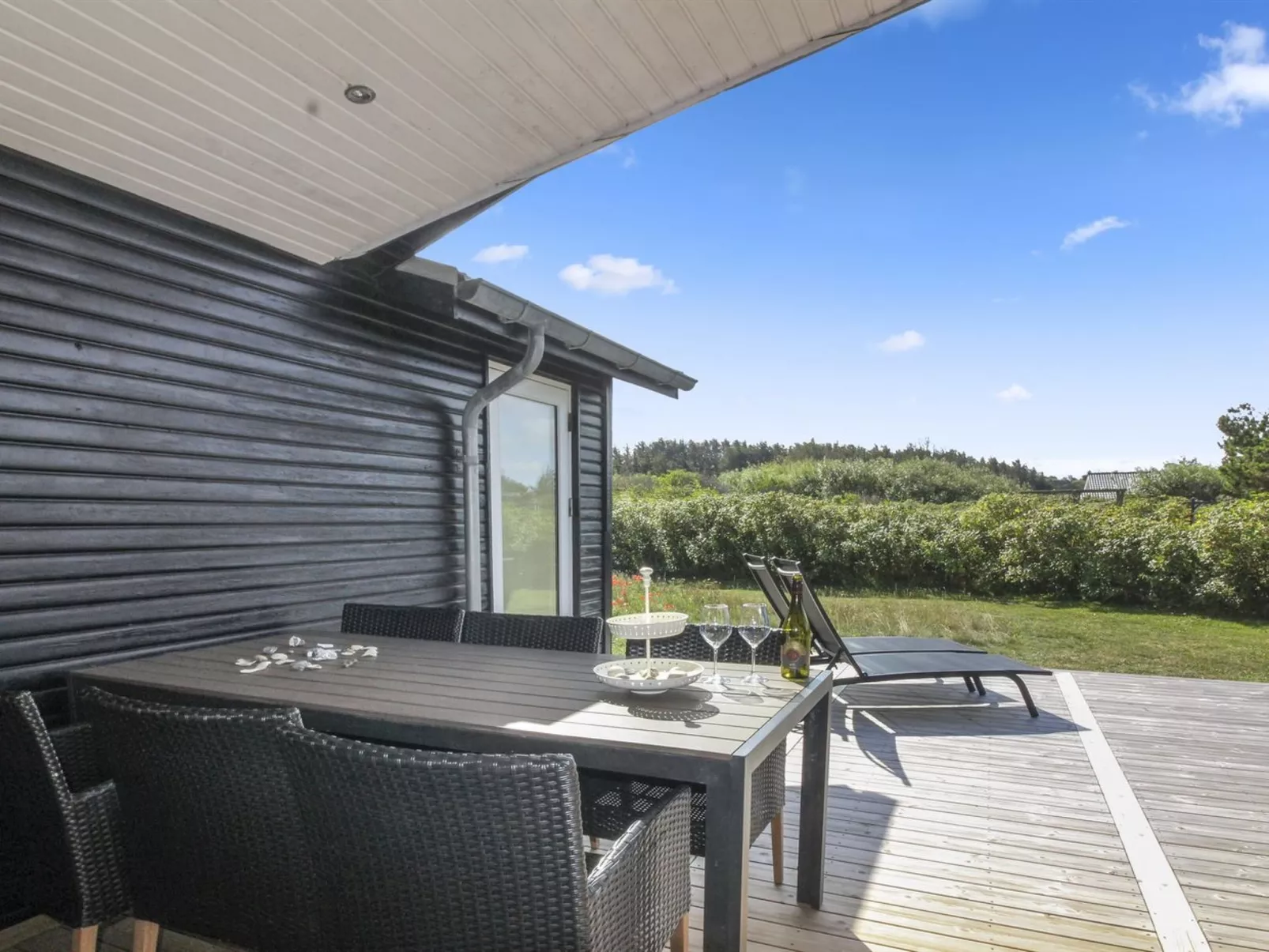 "Danja" - 300m from the sea-Buiten